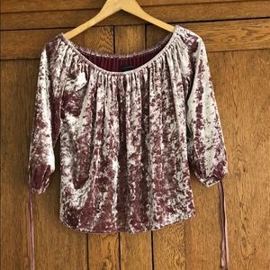 American Eagle velour top